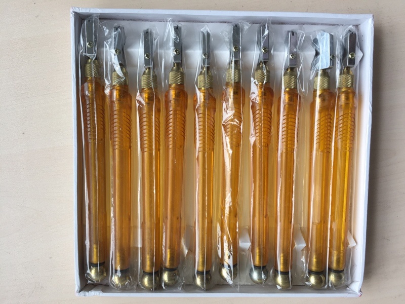 High Quality Oil-Feeding Glass Cutter (SED-GC-OF)