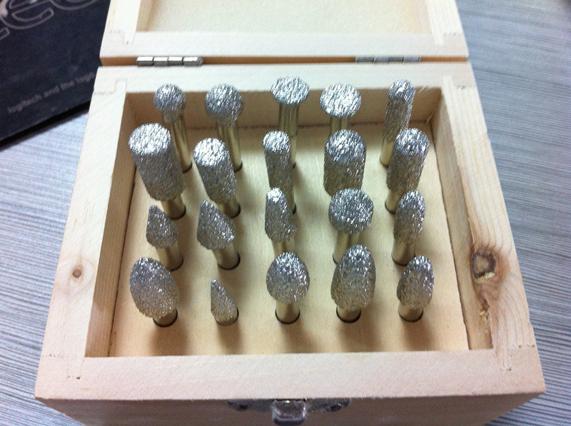 20PS Vacuum Brazed Diamond Burrs Set in Wooden Box (SED-VBS20-W)